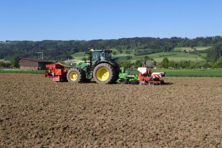Strip-Till Saat Mais